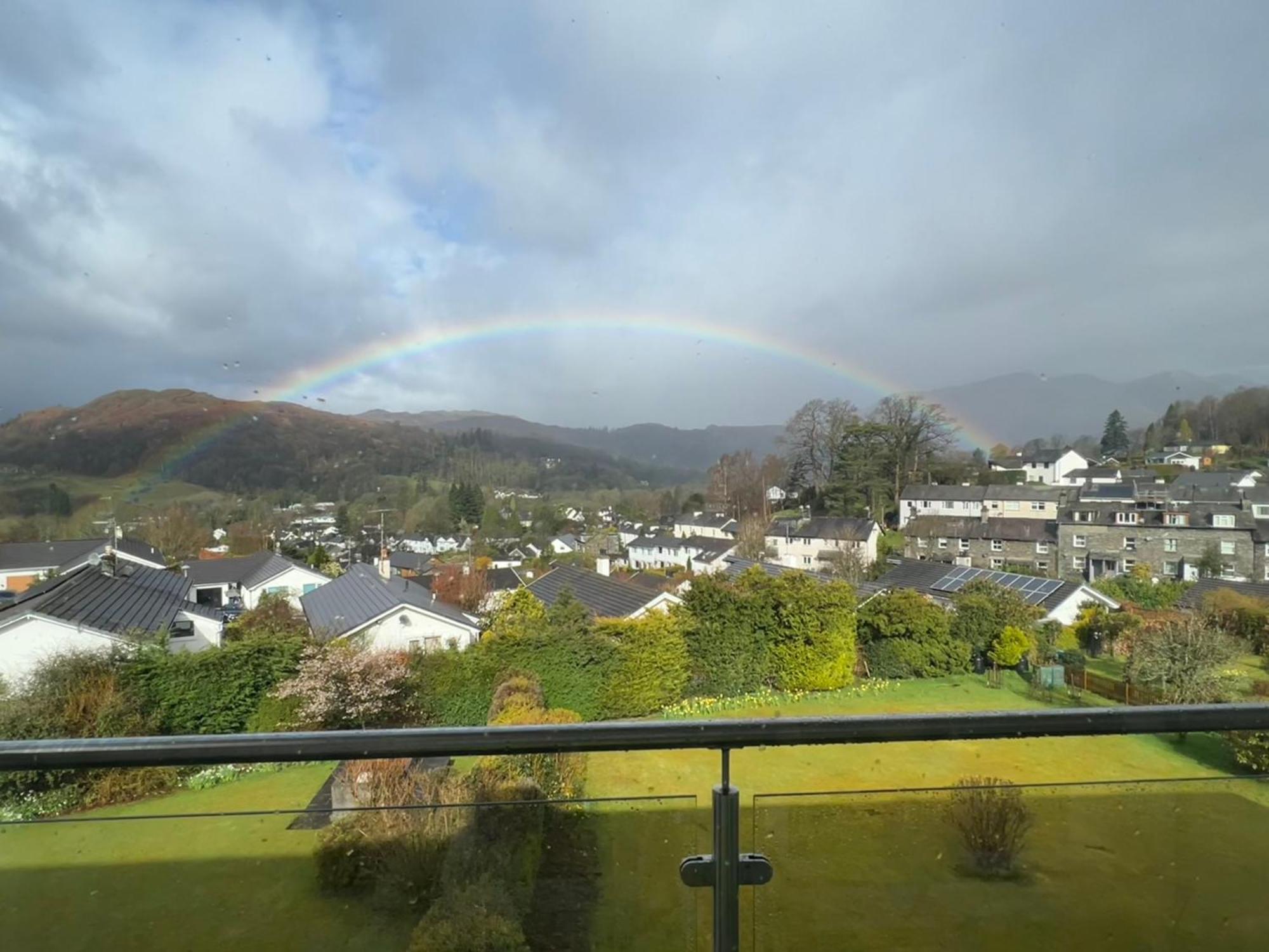 Rainbow Retreat With Stunning Panoramic Views Apartment Ambleside Bagian luar foto